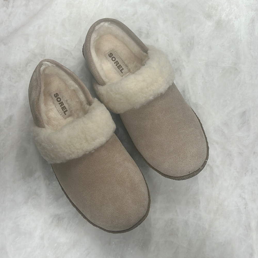 NEW Sorel Nakisha Slipper II - Size 9